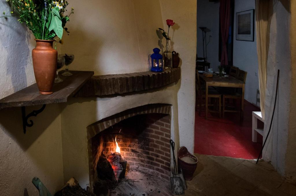 El Molino Del Corcho Apartment Cazalla de la Sierra Bagian luar foto