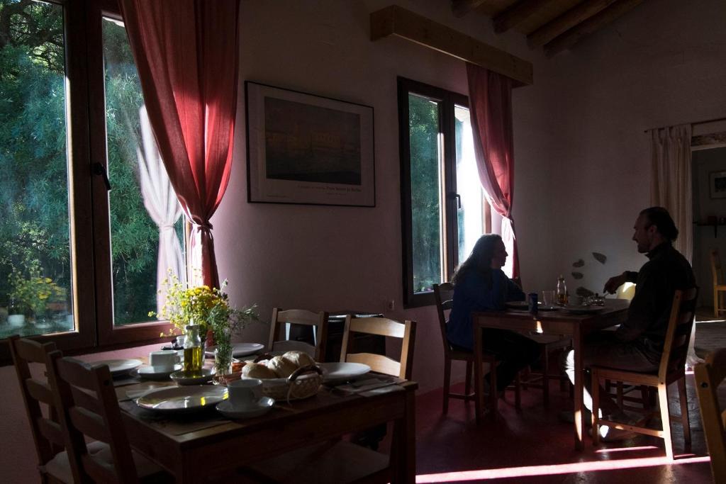 El Molino Del Corcho Apartment Cazalla de la Sierra Bagian luar foto